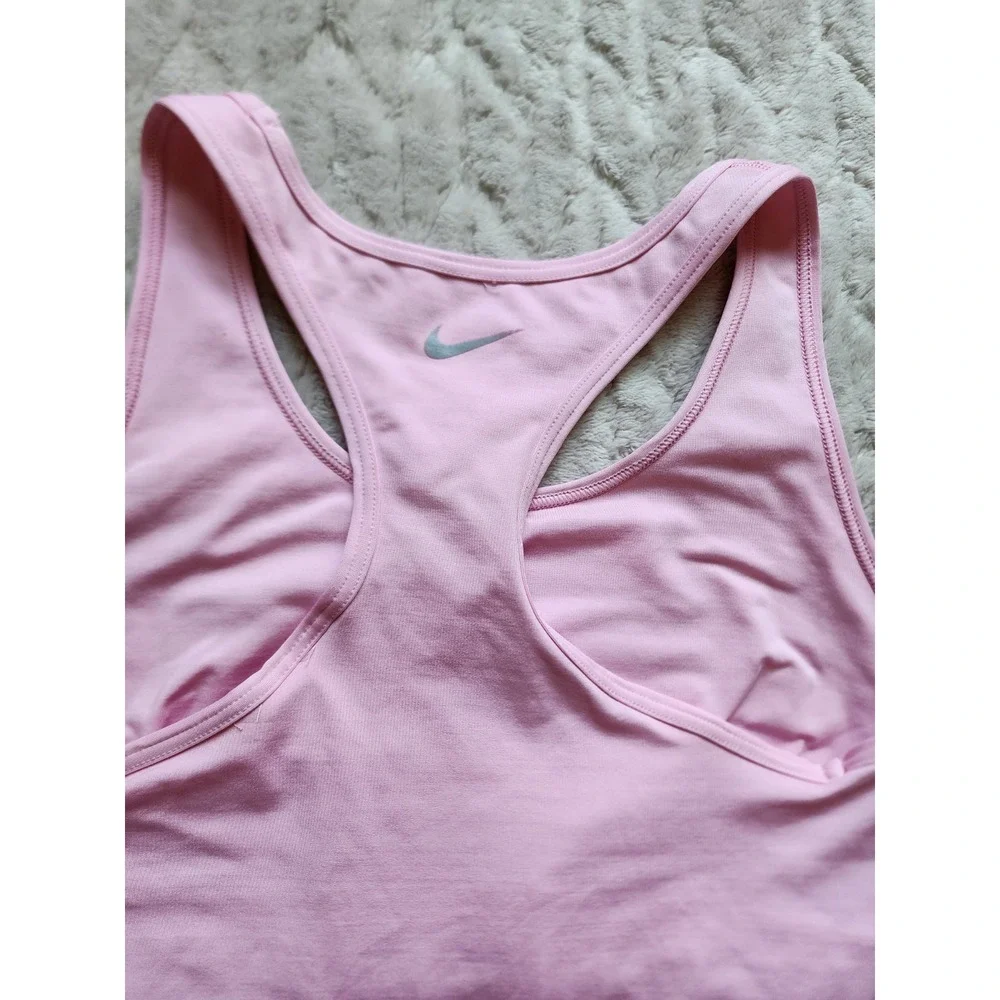 Nike FIT Racerback Pink Tank Top Womens Medium Activewear Sleeveless Gym Shirt